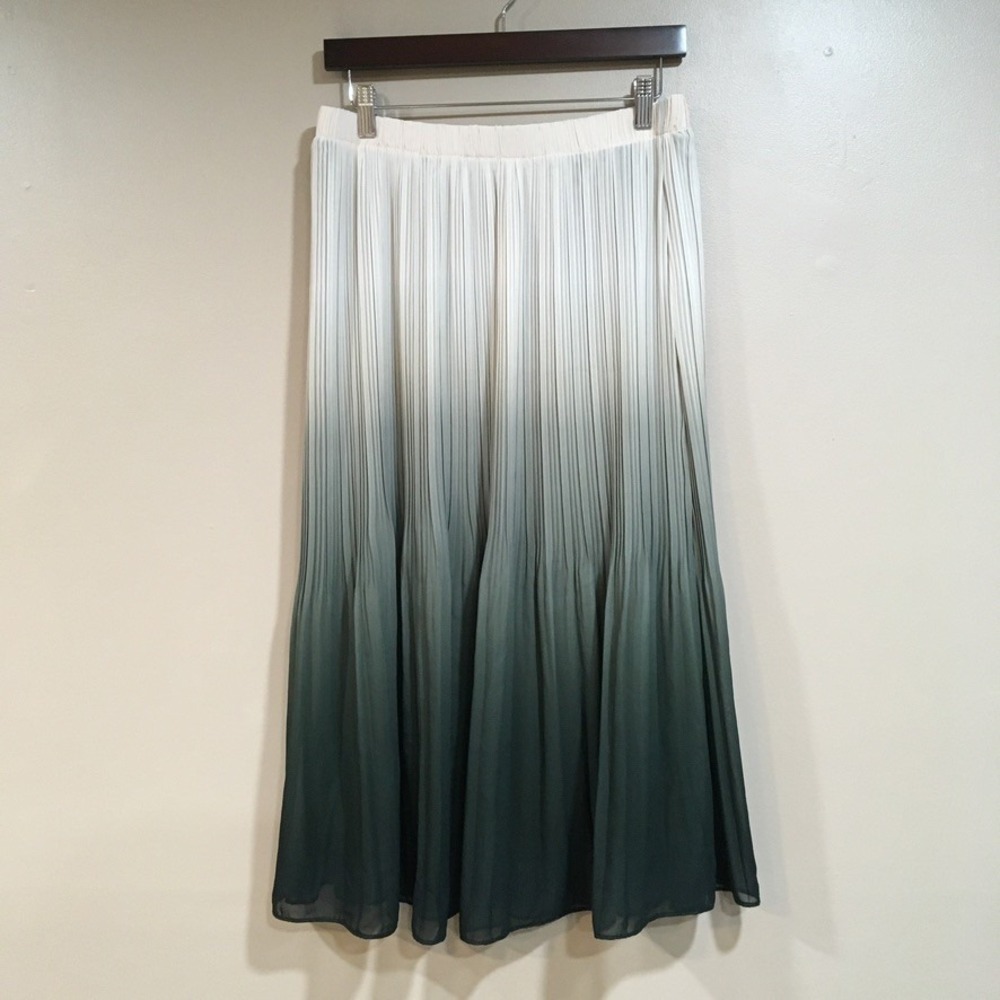 WD·NY Ombre Pleated Midi Skirt Womens M Green Cream Classic Feminine Boho Chic